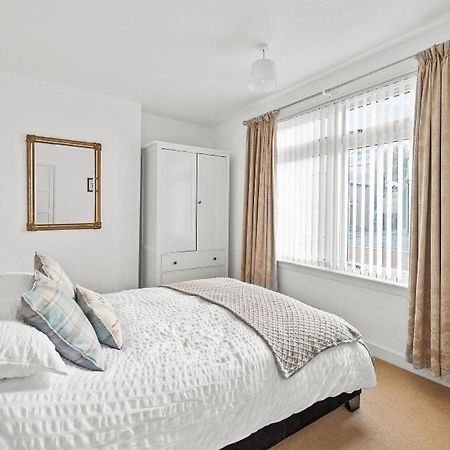 Balmoral Residence 30 Mins From Edinburgh And Glasgow フォルカーク エクステリア 写真