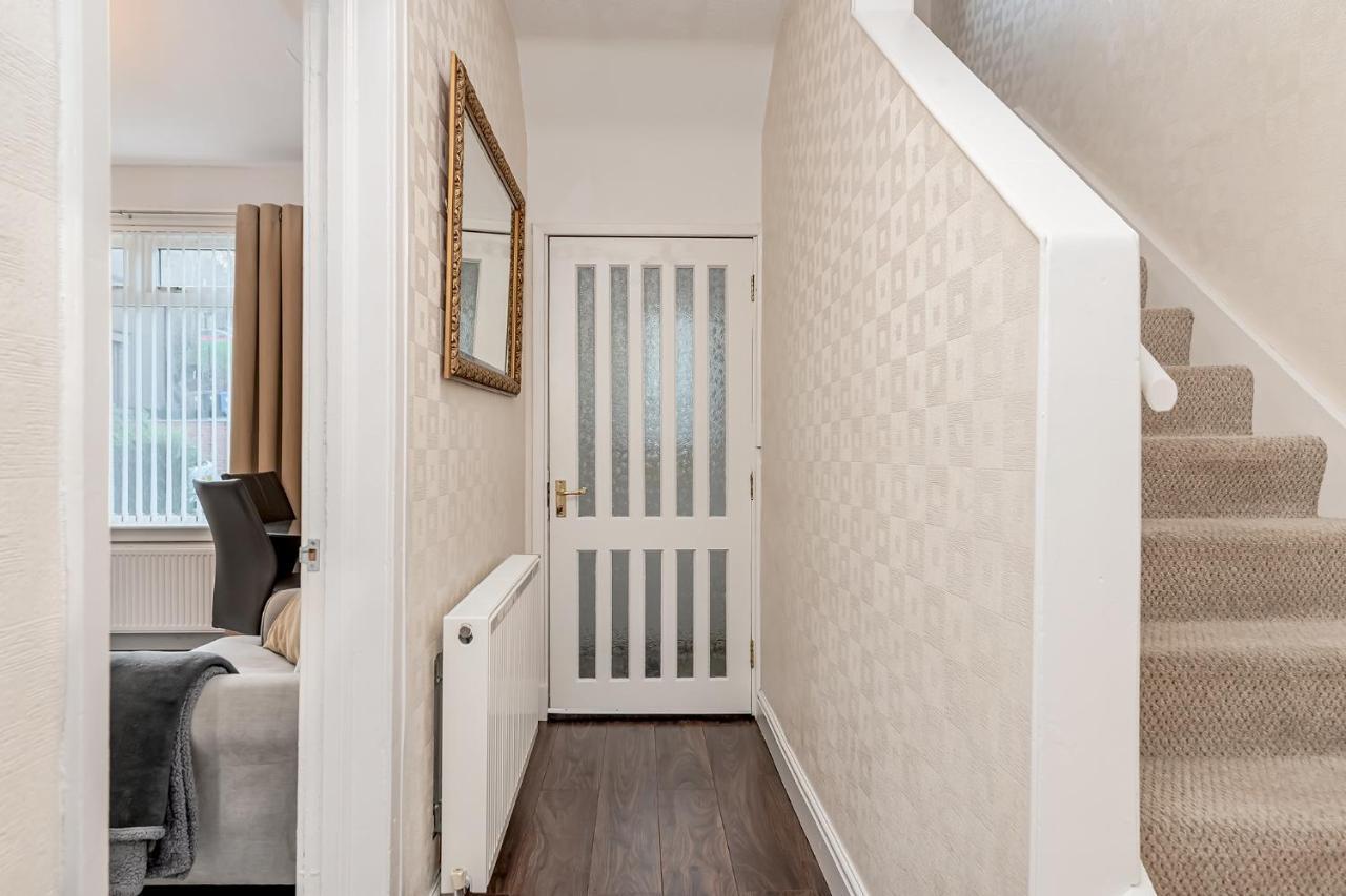 Balmoral Residence 30 Mins From Edinburgh And Glasgow フォルカーク エクステリア 写真